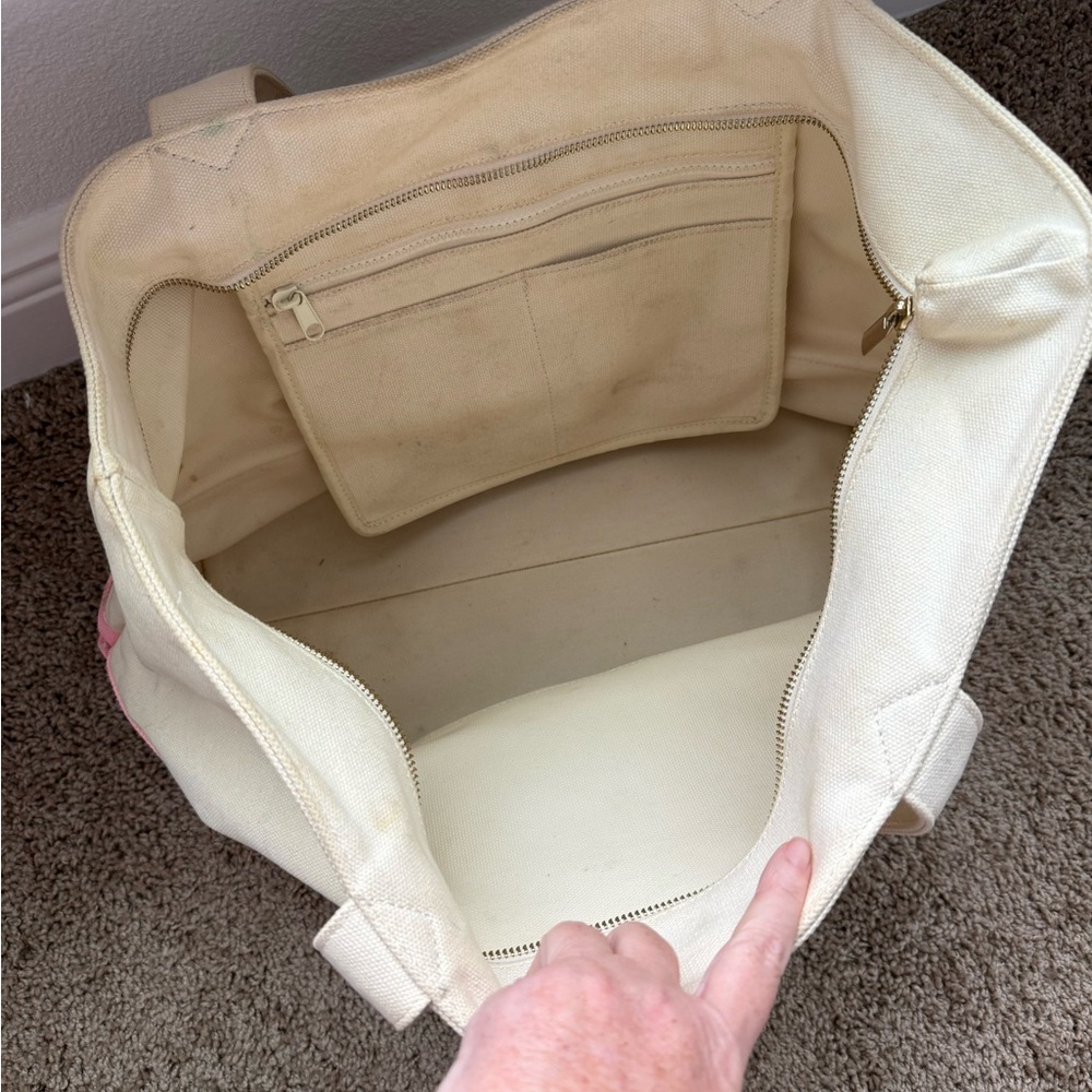 Vineyard Vines Cream and Pink Tote - Picture 3 of 5